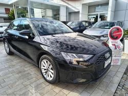 Nero Usata 2023 Audi A3 Business Tre volumi | 24.950 € (Buon prezzo)