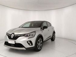 Grigio Usata 2023 Renault Captur Techno SUV | 19.750 € (Buon prezzo)