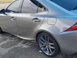 Usata 2015 Lexus IS300h Sport Line Tre volumi | 18.000 €