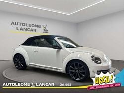 Bianco tetto nero Usata 2013 VW Maggiolino Design Cabrio | 13.380 € (Buon prezzo)