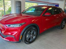 Rapid red Usata 2022 Ford Mustang Mach-E Standard Range SUV | 34.000 € (Cara)