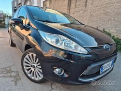 Nero Usata 2009 Ford Fiesta Titanium Tre volumi | 2650 € (Super prezzo)