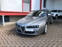 Grigio Usata 2006 Alfa Romeo 159 Progression Tre volumi | 4900 € (Buon prezzo)