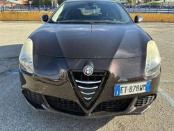Usata 2014 Alfa Romeo Giulietta Exclusive Tre volumi | 8200 € (Ottimo prezzo)