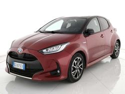 Rosso Usata 2020 Toyota Yaris Hybrid Style Tre volumi | 17.400 € (Buon prezzo)