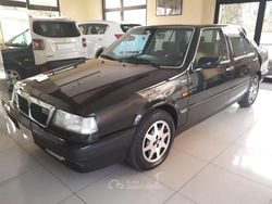 Nero Usata 1992 Lancia Thema Tre volumi | 9990 €