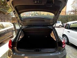 Grigio Usata 2021 Renault Clio V Zen Tre volumi | 17.000 € (Buon prezzo)