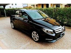 Nero Usata 2018 Mercedes B200 Monovolume | 14.800 €