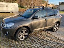 Usata 2009 Toyota RAV4 Luxury SUV | 6500 € (Buon prezzo)