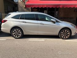 Argento Usata 2018 Opel Astra Innovation Station wagon | 7499 € (Buon prezzo)
