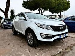 Bianco Usata 2015 Kia Sportage SUV | 9900 € (Ottimo prezzo)