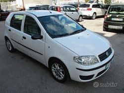 Bianco Usata 2006 Fiat Punto Active Due volumi | 2500 € (Buon prezzo)