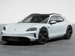 Nuova 2024 Porsche Taycan Cross Turismo Tre volumi | 139.929 € (Molto cara)