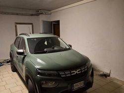 Verde Usata 2023 Dacia Spring Due volumi | 12.400 € (Buon prezzo)