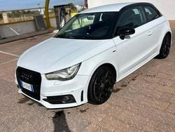 Bianco Usata 2014 Audi A1 Tre volumi | 6500 €