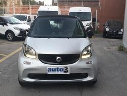 Argento Usata 2016 Smart ForTwo Coupé Passion Due volumi | 13.900 € (Cara)