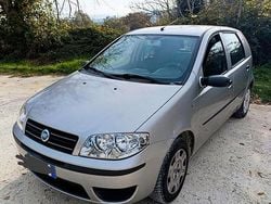 Grigio Usata 2004 Fiat Punto Tre volumi | 2000 €