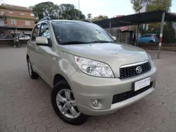 Grigio Usata 2011 Daihatsu Terios SUV | 7950 € (Buon prezzo)