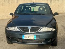 Grigio Usata 2002 Lancia Ypsilon Due volumi | 1999 € (Buon prezzo)