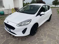 Usata 2017 Ford Fiesta Vignale Due volumi | 7900 € (Super prezzo)