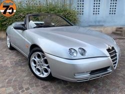 Argento Usata 2003 Alfa Romeo Spider Cabrio | 10.916 € (Super prezzo)