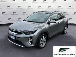 Grigio Usata 2024 Kia Stonic Style SUV | 16.500 € (Buon prezzo)