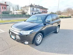 Nero Usata 2013 Mitsubishi Outlander SUV | 5700 € (Buon prezzo)