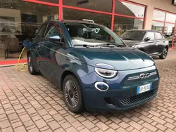 Blu/azzurro Usata 2020 Fiat 500e Icon Cabrio | 14.300 € (Super prezzo)
