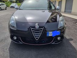 Usata 2015 Alfa Romeo Giulietta Exclusive Tre volumi | 8200 € (Buon prezzo)