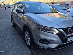 Grigio metallizzato Usata 2020 Nissan Qashqai SUV | 13.990 € (Buon prezzo)