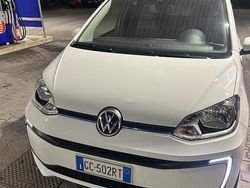 Bianco Usata 2023 VW e-up! Due volumi | 13.500 € (Ottimo prezzo)