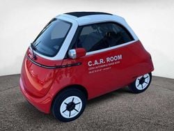 Rosso Nuova 2025 Micro Microlino Due volumi | 15.200 €