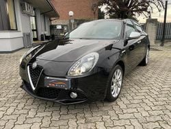 Nero Usata 2016 Alfa Romeo Giulietta Super Tre volumi | 8990 € (Buon prezzo)