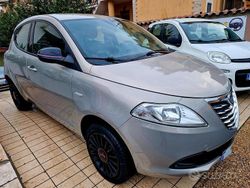 Grigio Usata 2014 Lancia Ypsilon Due volumi | 5500 € (Buon prezzo)