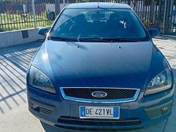 Blu Usata 2007 Ford Focus Due volumi | 1499 € (Ottimo prezzo)