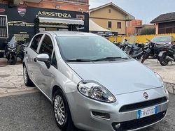 Grigio Usata 2017 Fiat Punto Lounge Tre volumi | 2999 € (Super prezzo)