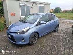 Usata 2012 Toyota Yaris Hybrid Lounge+ Tre volumi | 7000 € (Buon prezzo)