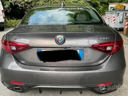 Usata 2017 Alfa Romeo Giulia Veloce Tre volumi | 21.000 € (Buon prezzo)