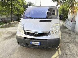 Grigio Usata 2008 Opel Vivaro Monovolume | 8600 €