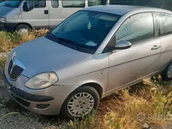 Usata 2004 Lancia Ypsilon Due volumi | 1500 € (Buon prezzo)