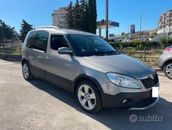 Grigio Usata 2012 Skoda Roomster Active Monovolume | 5500 € (Molto cara)
