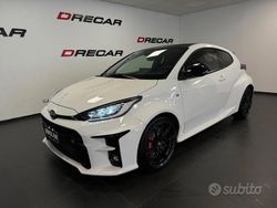 Bianco Usata 2021 Toyota Yaris Tre volumi | 35.000 € (Buon prezzo)