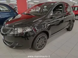 Nero Usata 2022 Lancia Ypsilon Gold Due volumi | 12.400 € (Buon prezzo)