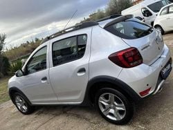 Metallizzato Usata 2018 Dacia Sandero Stepway Tre volumi | 7500 € (Ottimo prezzo)