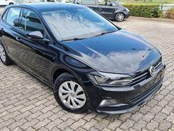 Nero Usata 2020 VW Polo Comfortline Tre volumi | 14.500 € (Buon prezzo)