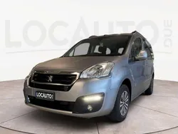 Grigio Usata 2017 Peugeot Partner Monovolume | 9990 € (Cara)