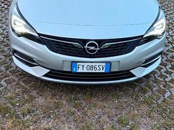 Argento Usata 2020 Opel Astra Ultimate Tre volumi | 14.000 € (Cara)