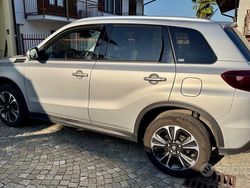 Grigio Usata 2022 Suzuki Vitara SUV | 21.500 € (Buon prezzo)