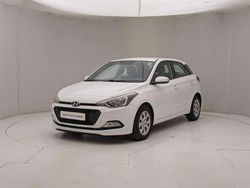 Bianco Usata 2016 Hyundai i20 Classic Tre volumi | 7900 € (Buon prezzo)