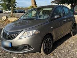Grigio scuro Usata 2023 Lancia Ypsilon Silver Due volumi | 11.900 € (Buon prezzo)